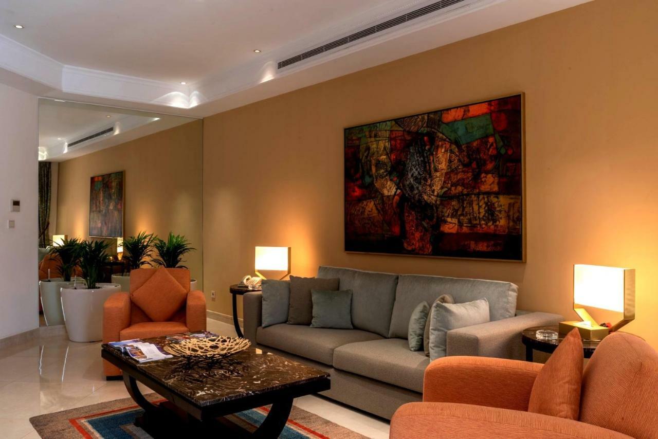 Vivienda Hotel Villas Riyadh Exteriör bild