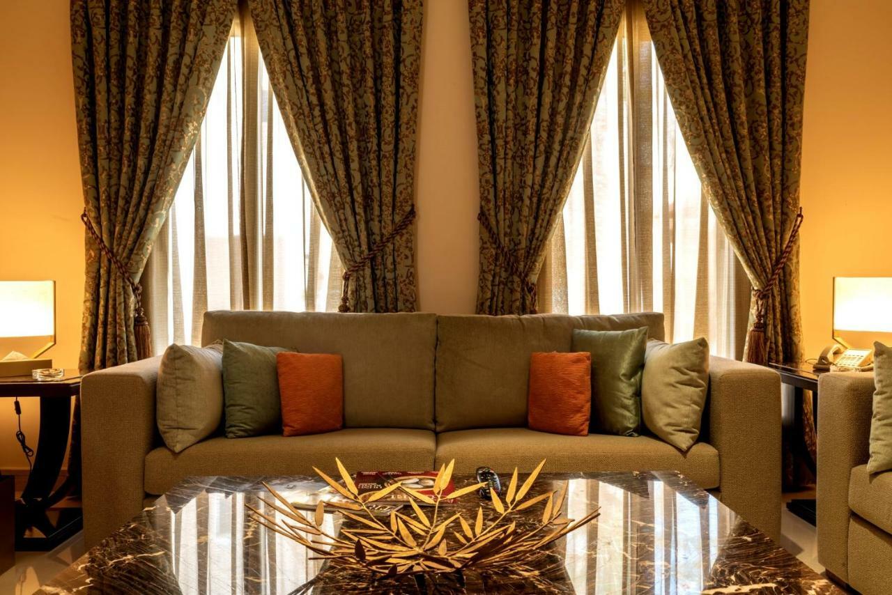 Vivienda Hotel Villas Riyadh Exteriör bild